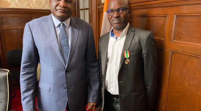 La Diaspora à l’honneur: notre compatriote Lawa Aboubacar fait Chevalier de l’Ordre des Palmes Académiques du Niger